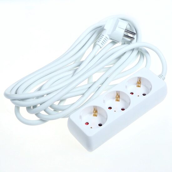 Prelungitor electric Comtec MF0012-03505, 3 prize Schuko, cablu 5 m, 3 × 1,5 mm², protecție pentru copii