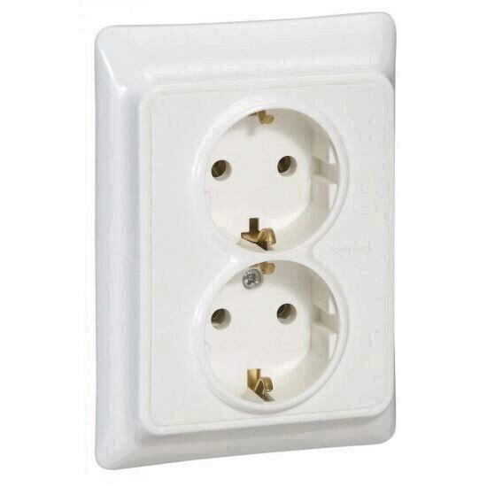 782113 - PRIZA DUBLA SCHUKO 2P+E 16A ALB-KAPTIKA