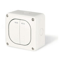 Întrerupător dublu 1P, 10 A, cu protecție, cod 137.5021